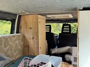 boxer van vue interieur depuis hayon 3
