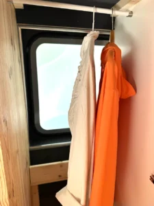 penderie interieur avec film opaque